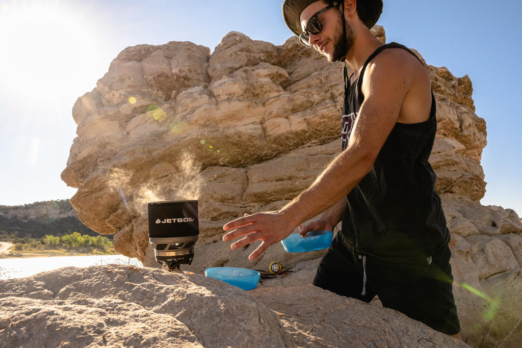 Jetboil Minimo Camping And Backpacking Stove Cooking System With Adjustable Heat Control (Carbon)