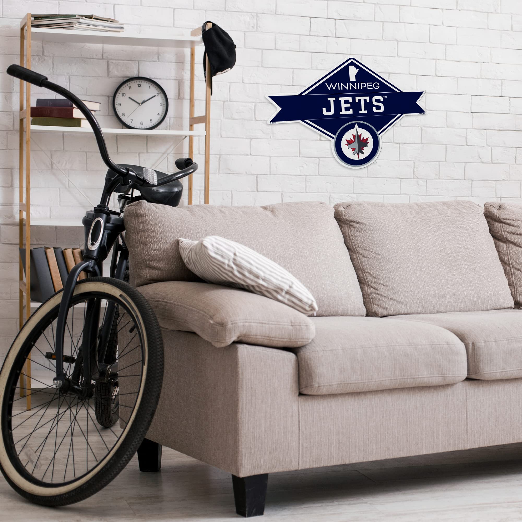 Rico Industries Nhl Winnipeg Jets Diamond Shape Cut Pennant - Home And Living Room D  Cor - Soft Felt Ez To Hang