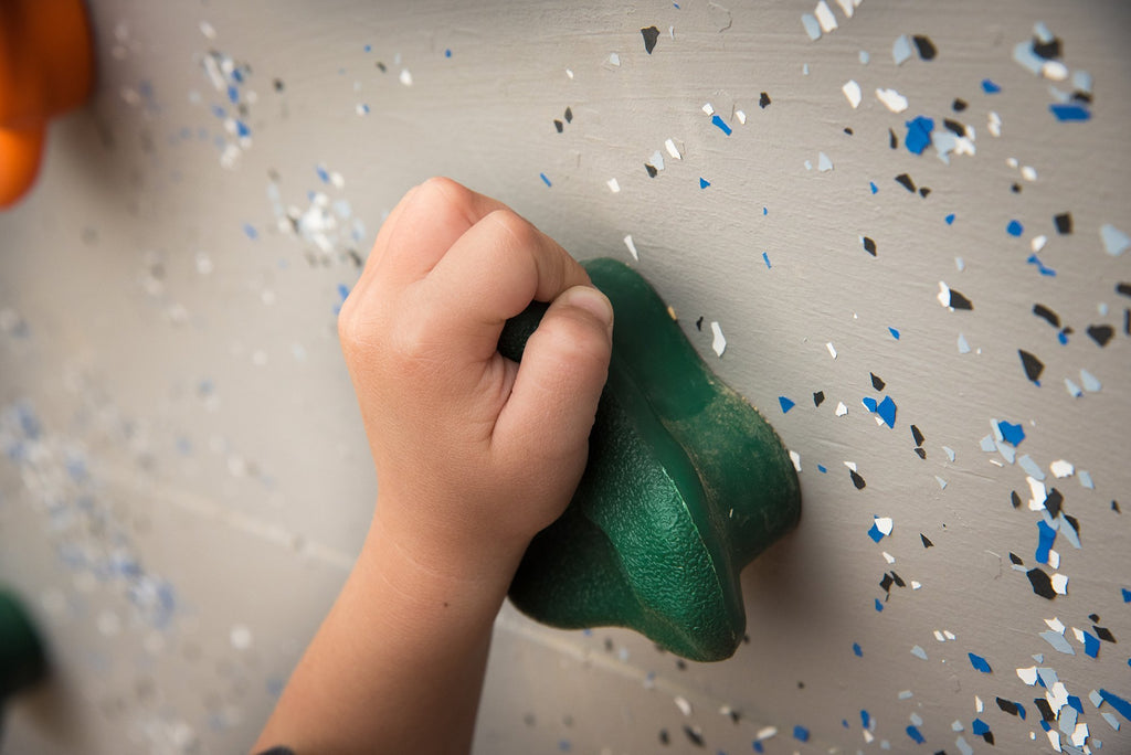 Squirrel Products 20 Extra Large Deluxe Rock Climbing Holds With Mounting Hardware - Diy Rock Wall Comes With Mounting Hardware