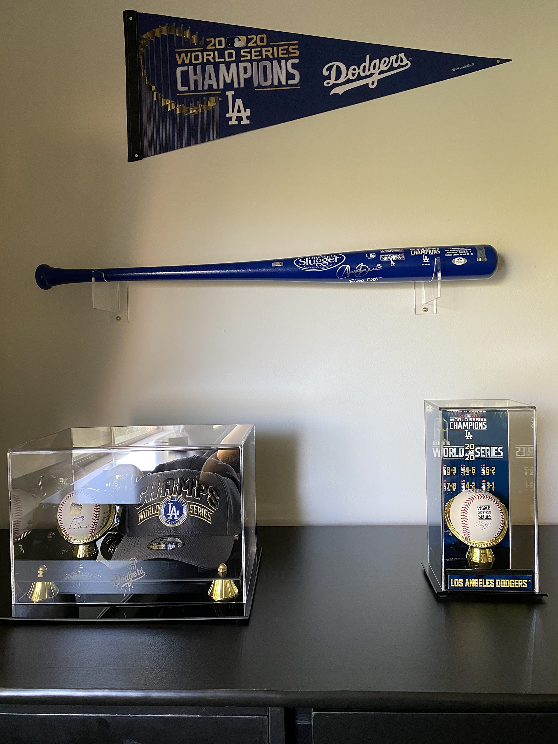 Top Stage Clear Baseball Bat Display Wall Mount Horizontal Rack Softball Bat Hanger, 4.5 X 4.5 Inches, No Case Cover, For Game R