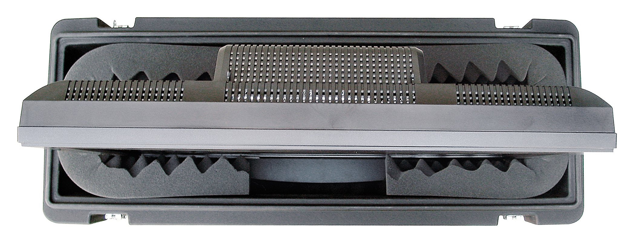 Skb Equipment Case, Roto-Molded Lcd Case Fits 20 - 26 Screens, Universal Foam Pad Set