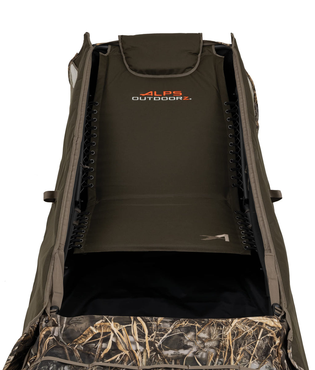 ALPS OutdoorZ Legend Layout Blind - Hunting Blind with Realtree MAX-7 Pattern, Zero-Gravity Chair Design, Waterproof Floor, Mesh