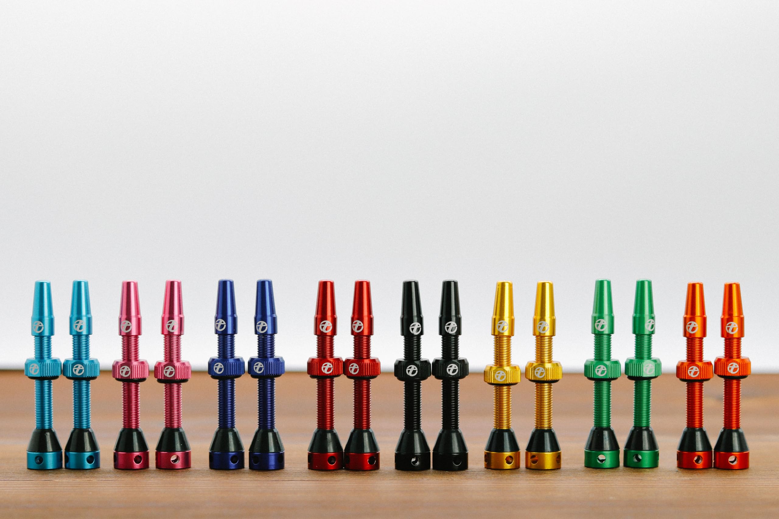 Thinvik Tubeless Presta Valve Stem 70Mm, Light Weight Alloy Kit - 2 Tubeless Valve Stems With Aluminum Alloy Cap + Core Removal