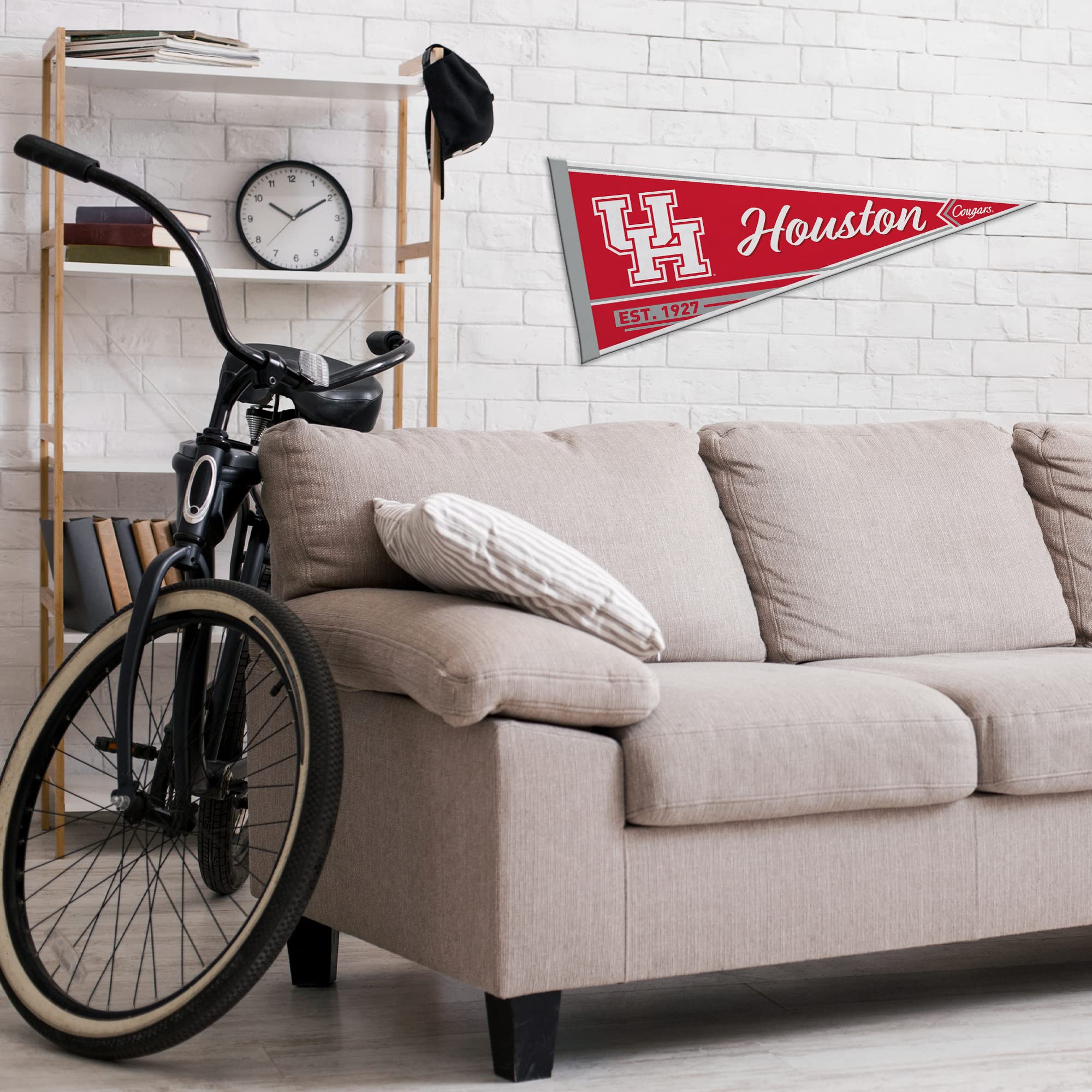 Rico Industries Ncaa Houston Cougars Classic 12'' X 30'' Felt Wall D  Cor Pennant - Great For Home/Bed Room/Man Cave D  Cor