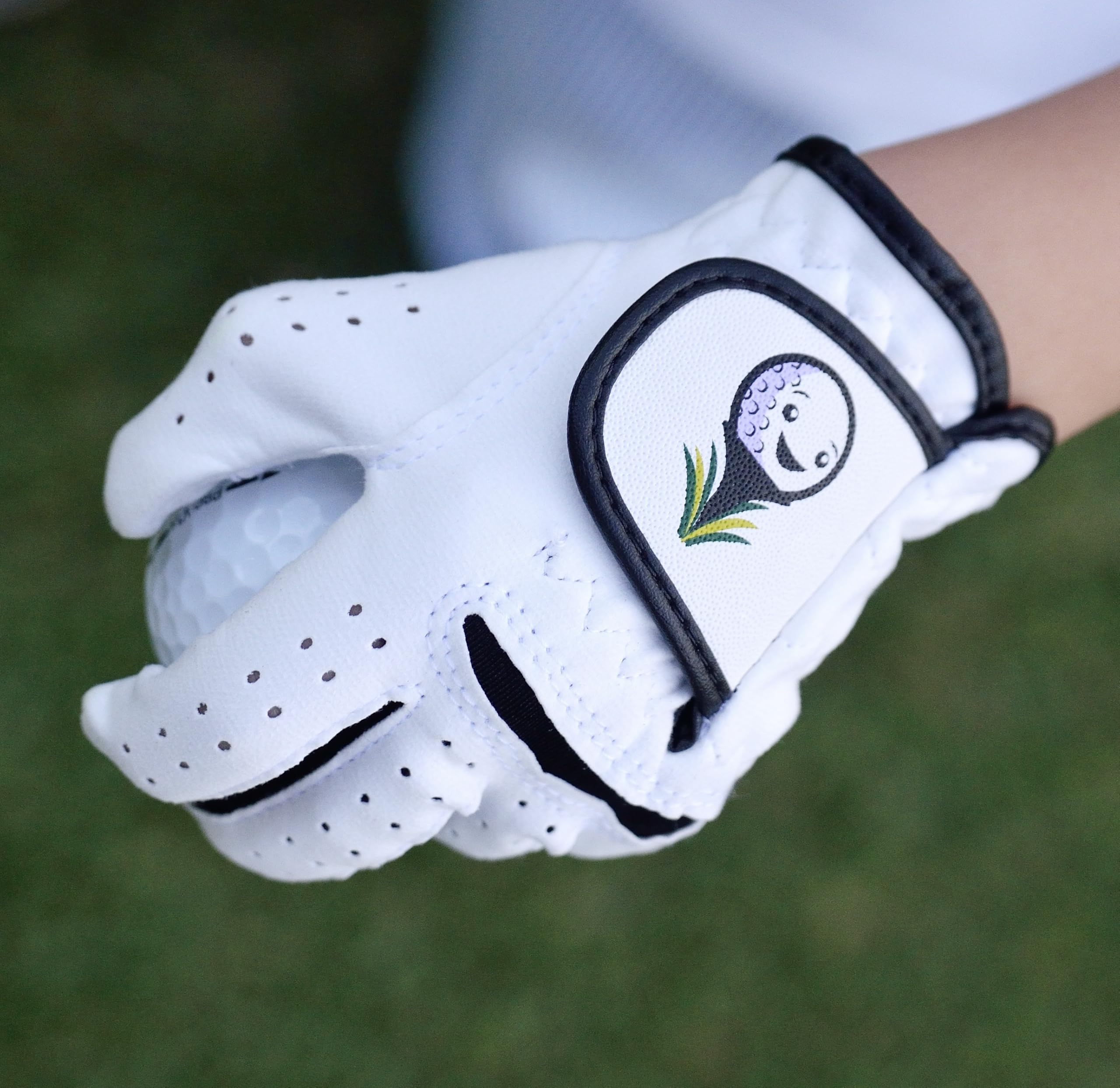 Tot Jocks - White Golf Glove For Kids, Smiling Golf Ball, Junior Golf Gloves With Superior Grip And Comfortable Fit For Kids Age