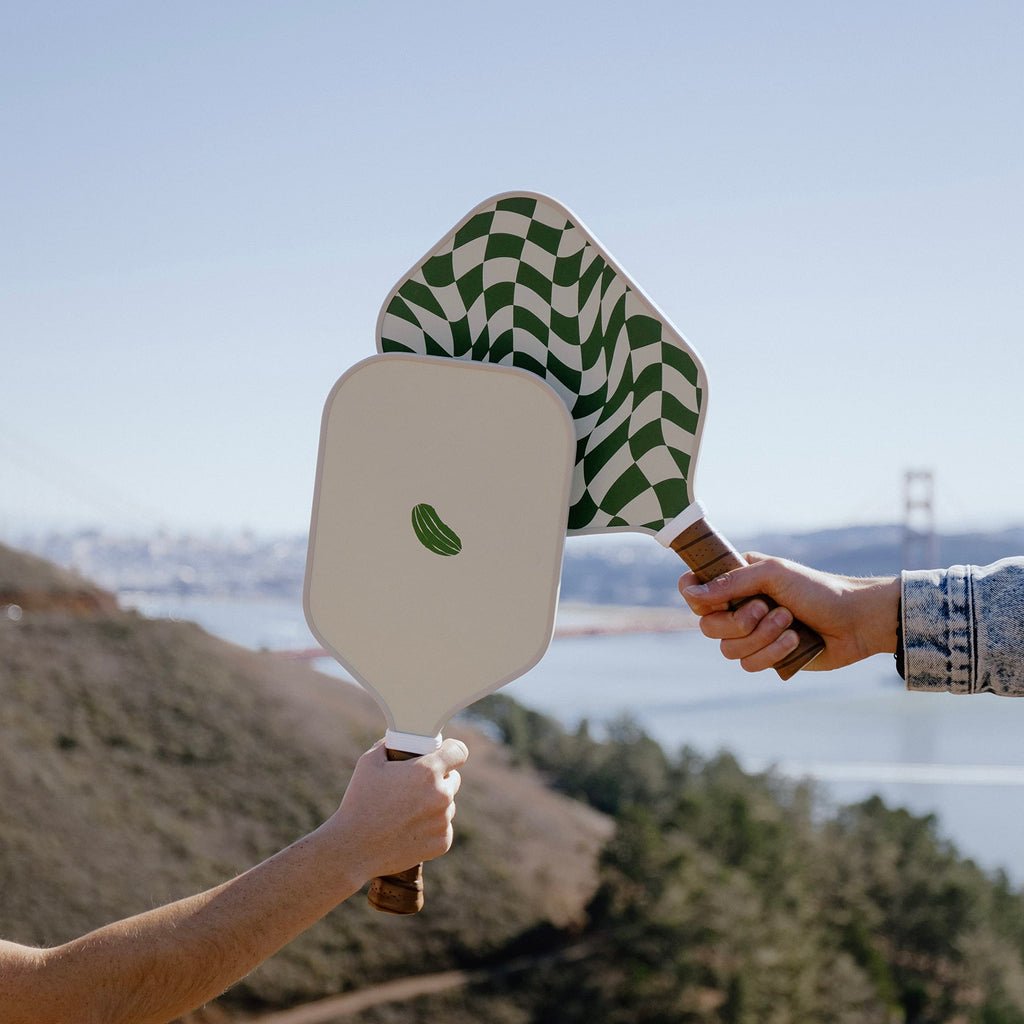 Picklish Pickleball Wavy Checks Paddle | Fiberglass Surface With High Grit And Spin, Extended Handle, 11Mm, Comfort Grip, Luxury