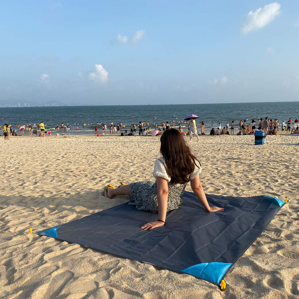 Hzjoyue Outdoor Picnic Blanket (71 X 55) -Compact, Lightweight, Sand Proof Pocket Blanket Perfect Mat For The Beach, Hiking, Tra