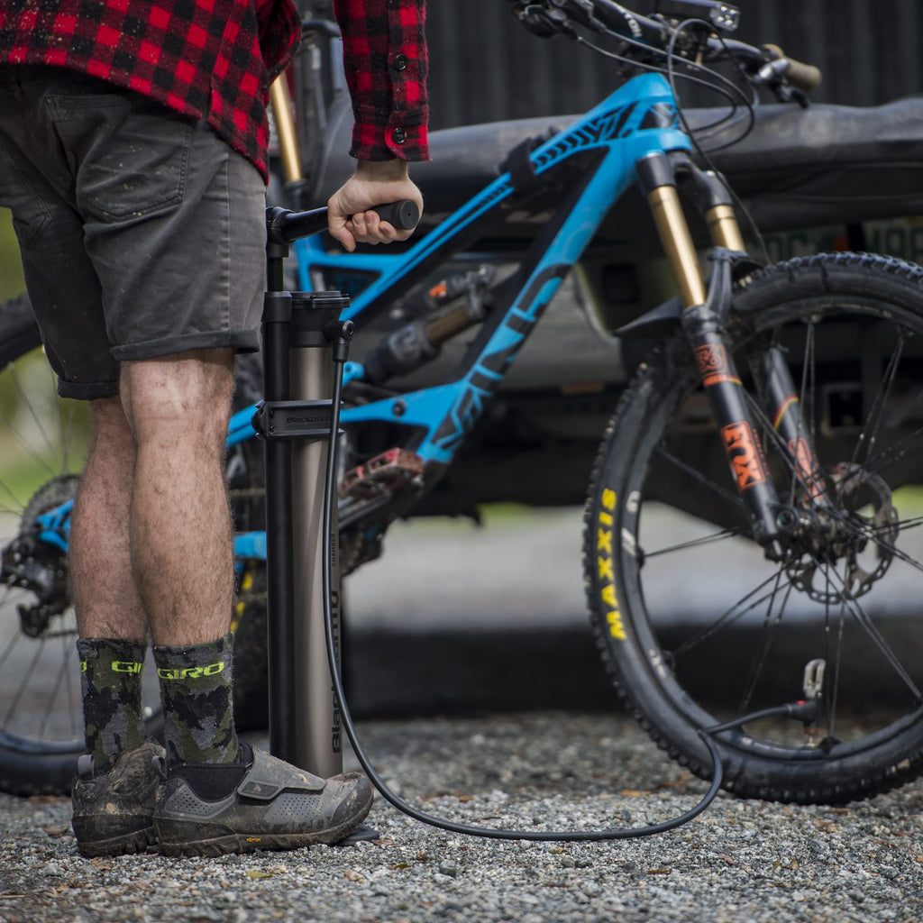 Blackburn Chamber Bike Floor Pump (Tubeless, Grey/Silver)
