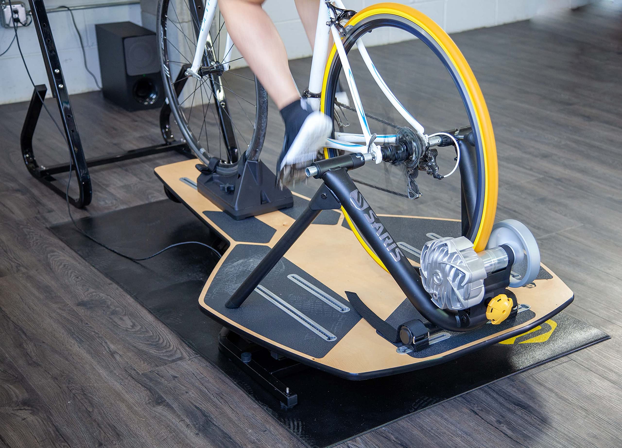 Saris, Bike Trainer Accessory, Indoor Trainer Tire, 700X25C, Yellow