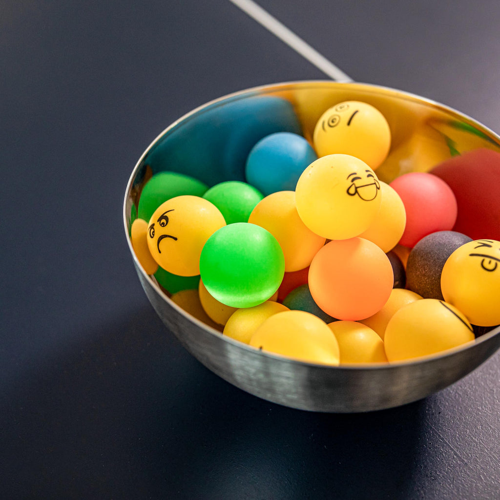 Stiga 6 Pack Emoji Table Tennis Balls - 40Mm Ittf Regulation Size And Weight Ping Pong Balls