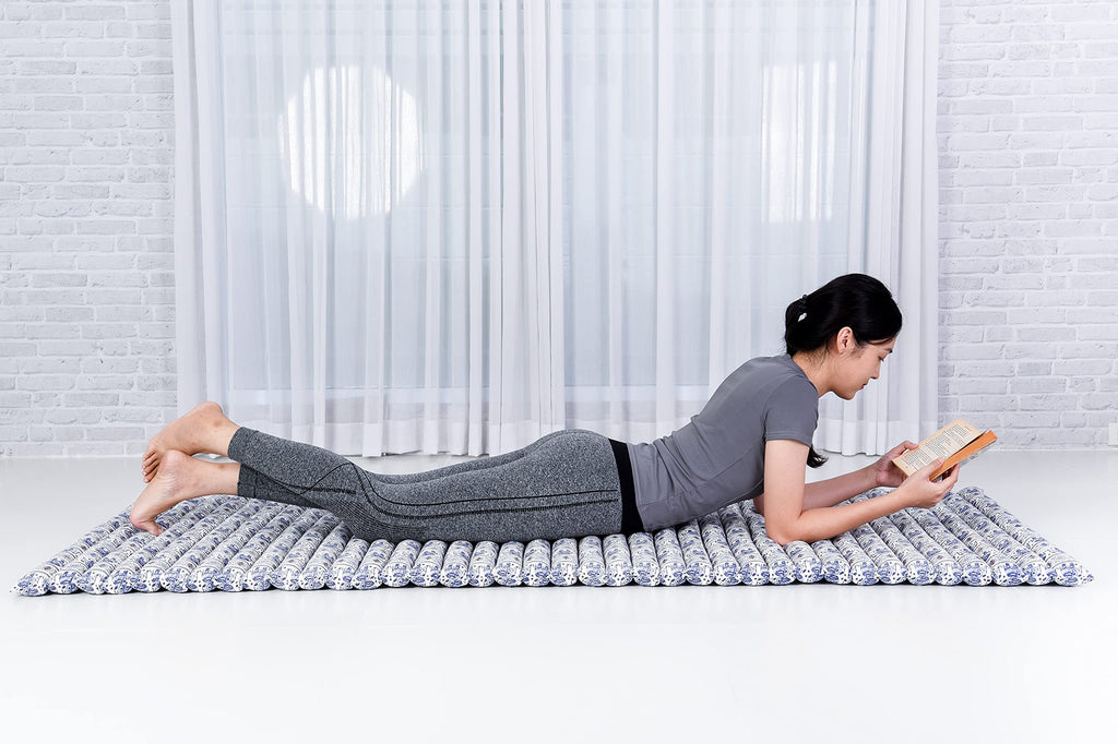 Leewadee - Foldable Floor Mattress - Japanese Roll Up Futon -Trifold Tatami Mat- Guest Floor Bed - Camping Mattress - Thai Massa