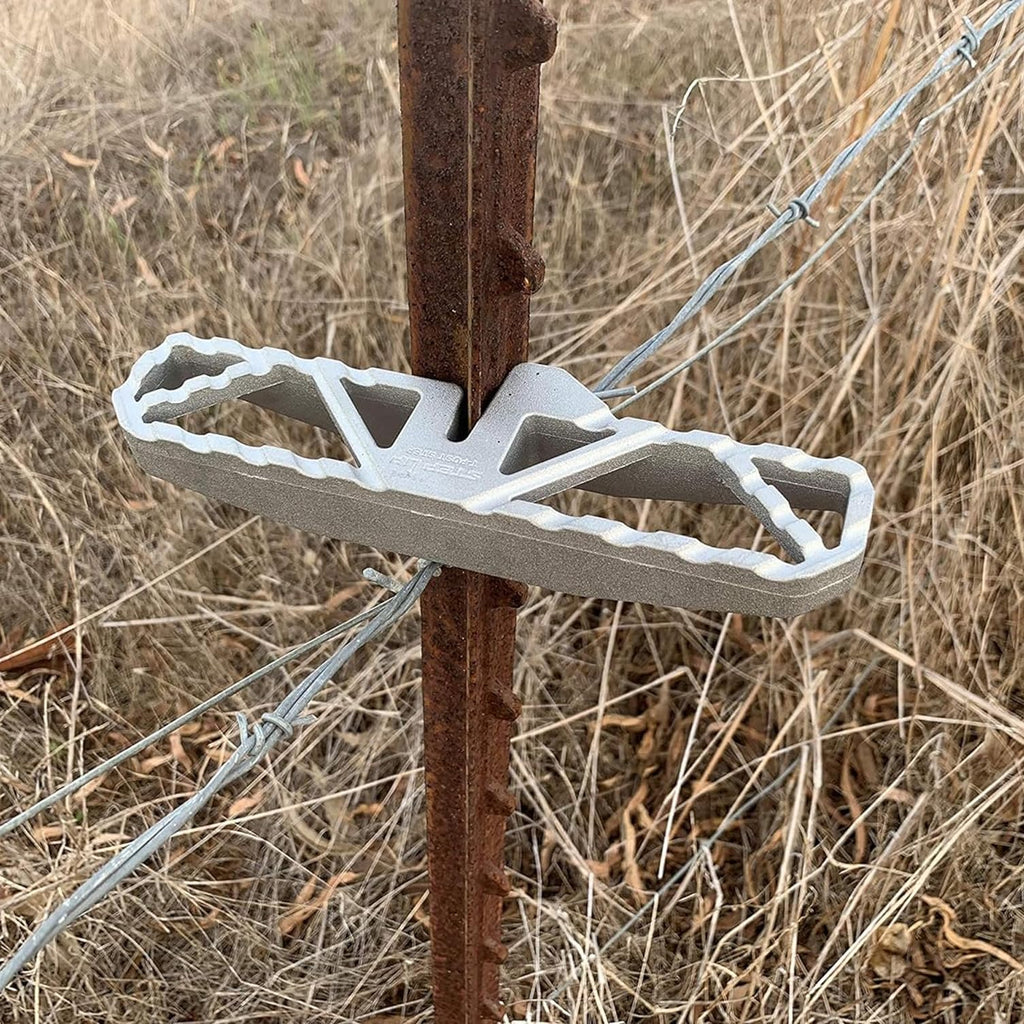 Hme Secure Stable Durable Aluminum Portable T-Post Fence Step For Outdoor Activities With/Nylon Storage Pouch And Integrated Slo