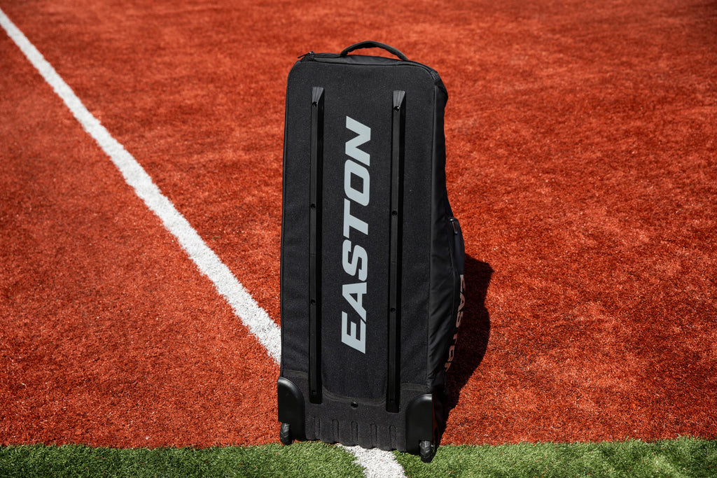 Easton | DUGOUT Bat and Equipment Wheeled Bag | Red