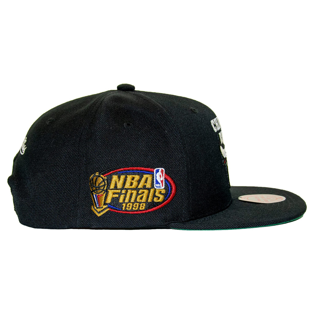 Mitchell & Ness Chicago Bulls Nba Top Spot Snapback Hat Adjustable Cap - Black1998 Nba Finals Side Patchhardwood Classics