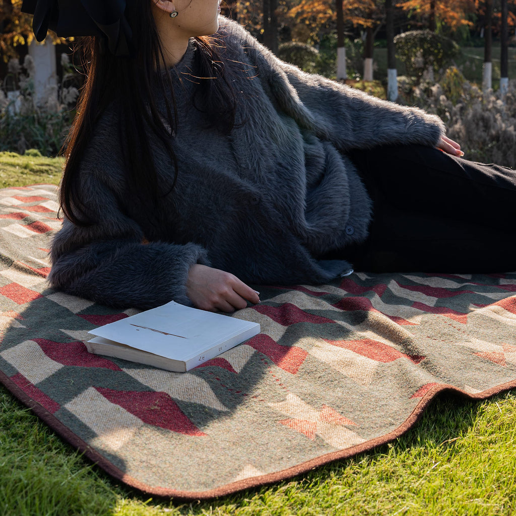 Putian Merino Wool Blanket - 87'' X 63'' Great For Bed, Couch, Camping, Outdoors, Travel & Emergency -Large Warm Soft Washable W