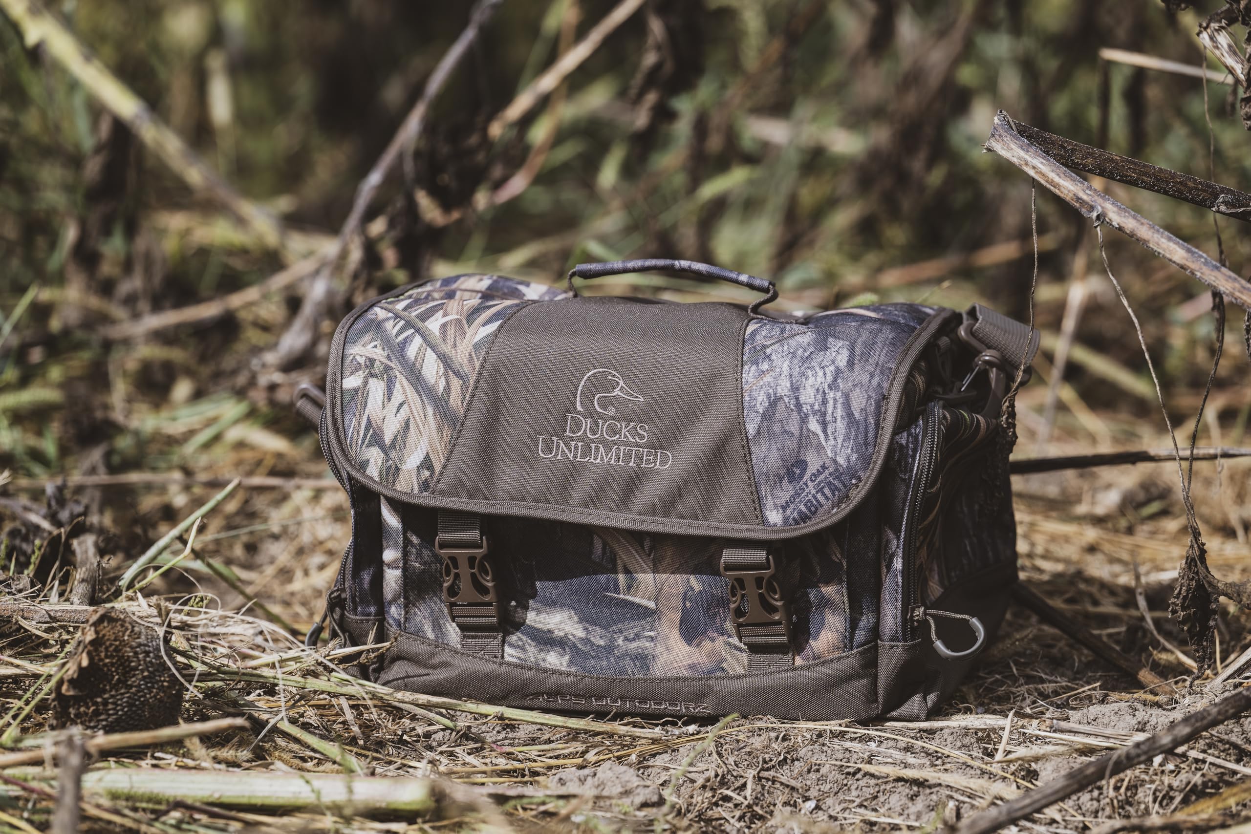 ALPS OutdoorZ Ducks Unlimited Floating Blind Bag - Mossy Oak Shadow Grass Habitat