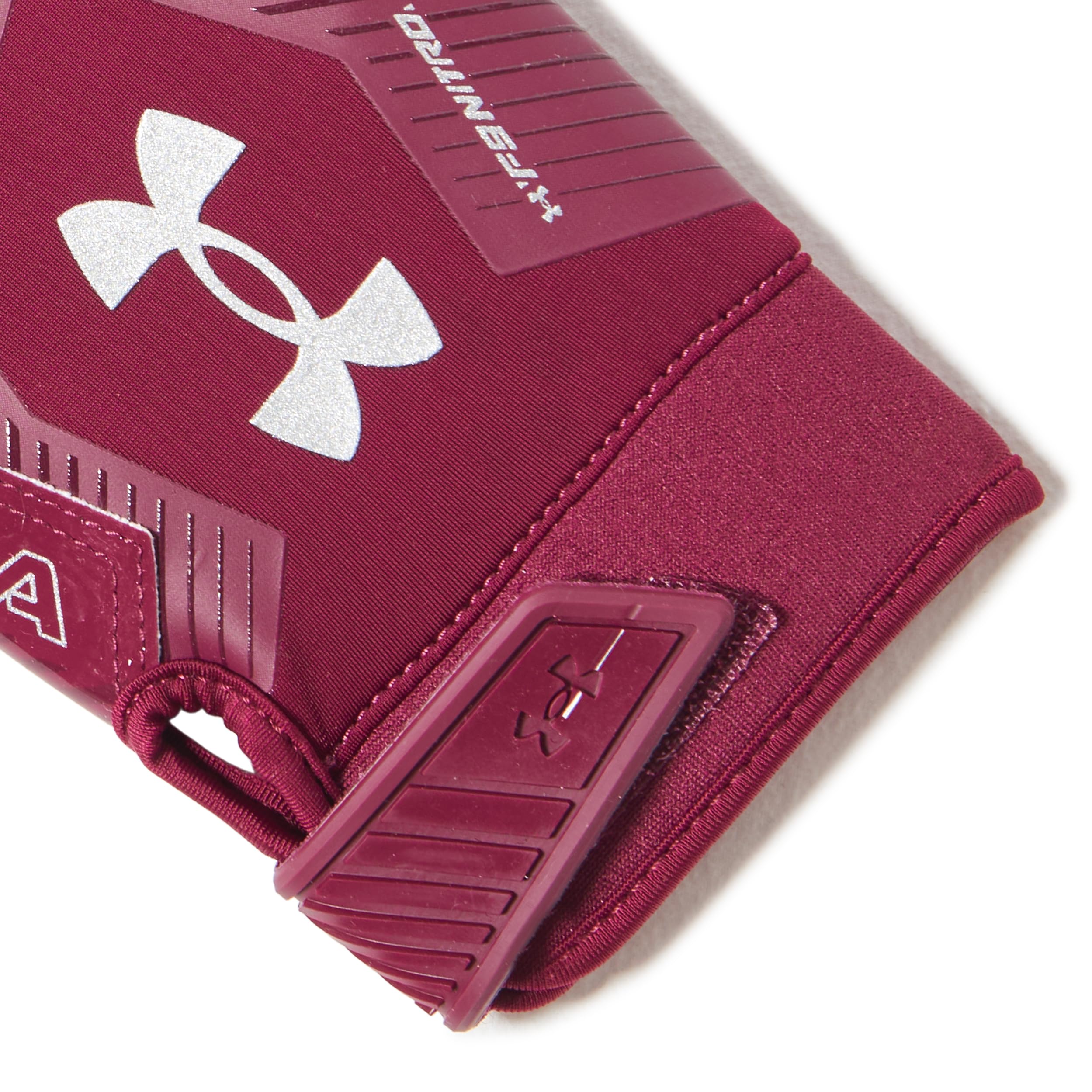 Under Armour Men'S F9 Nitro Football Gloves, (609) Maroon/Sedona Red/Metallic Silver, Large