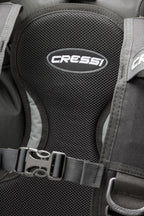Cressi Travel-Friendly Light Back Inflation Bcd For Scuba Diving  Patrol: Designed In Italy