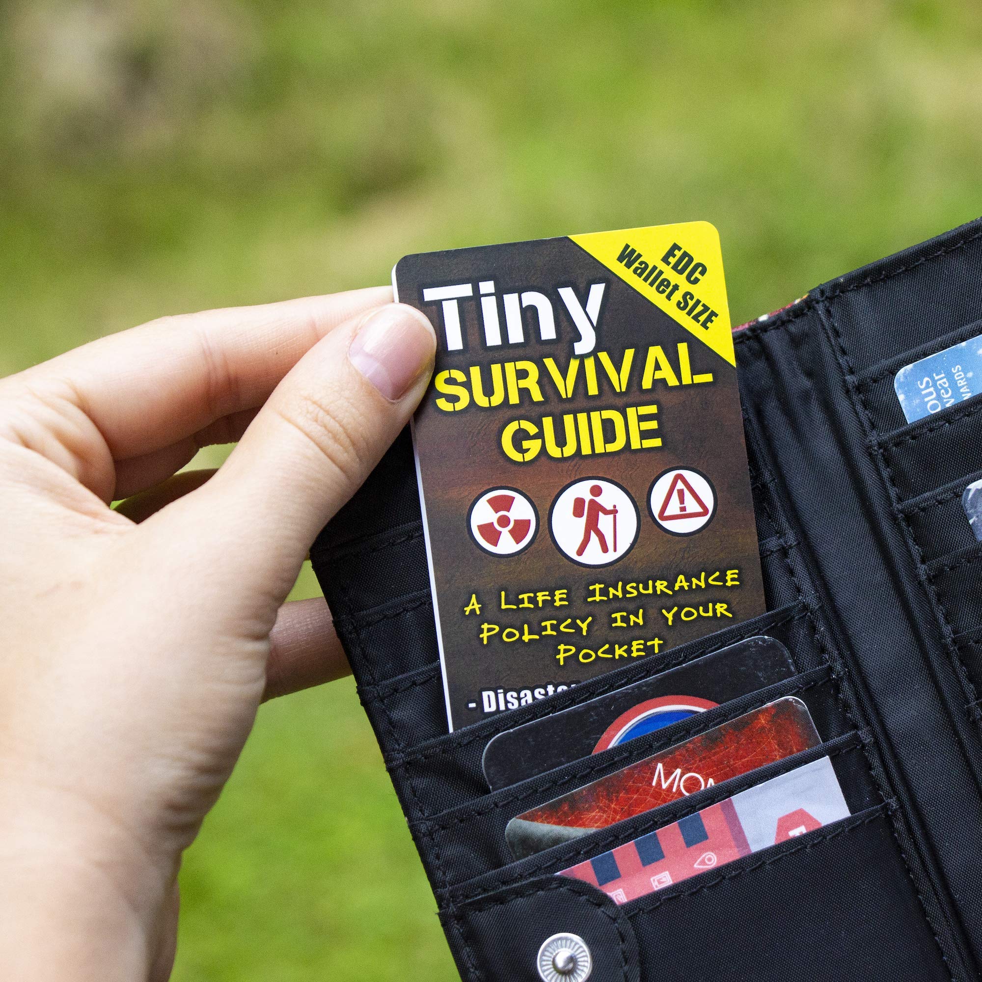 Tiny Survival Guide: A Life Insurance Policy In Your Pocket - The Ultimate Survive Anything Everyday Carry: Emergency, Disaster