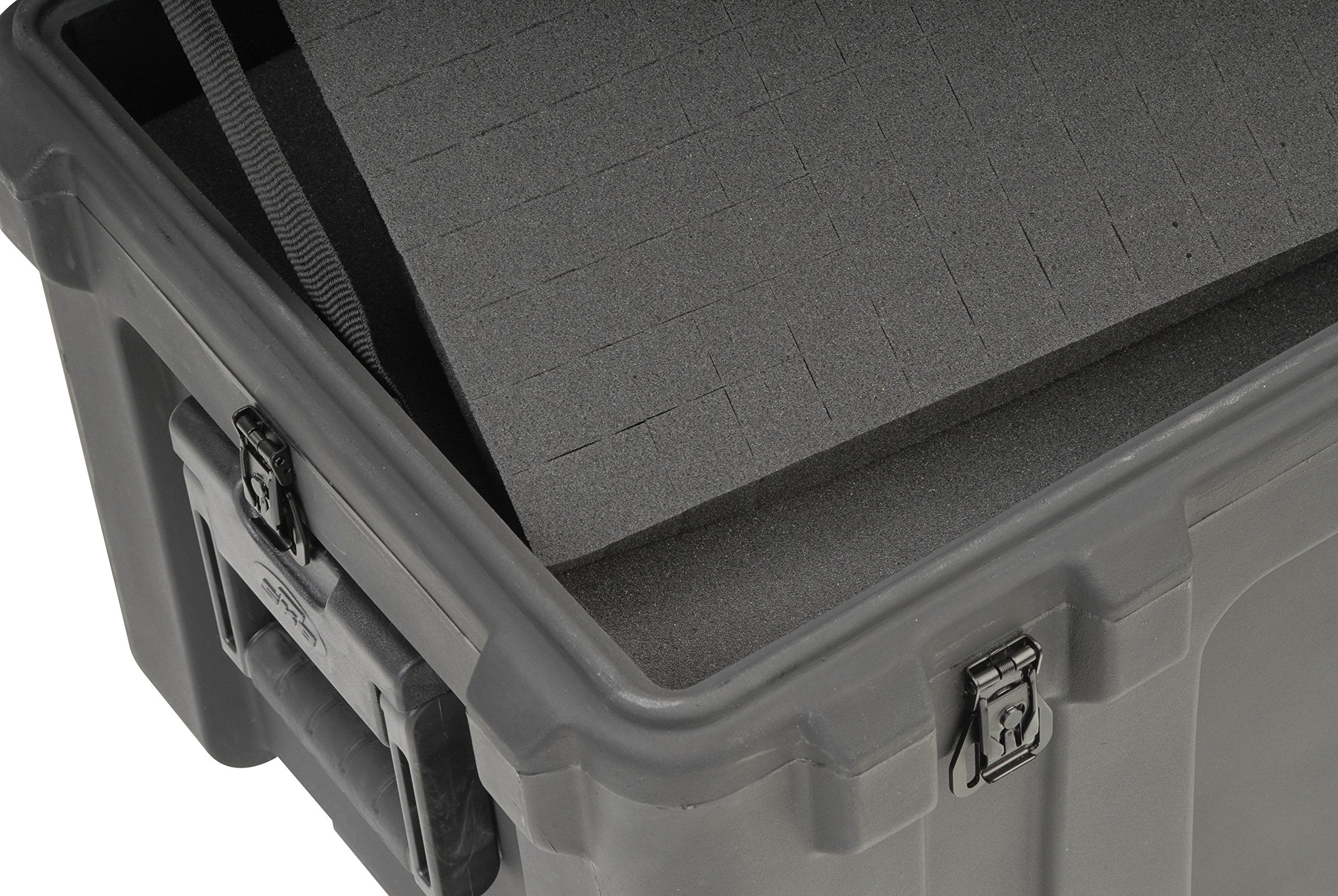 Skb Equipment Case, 32 X 14 1/2 X 15 3/4, Foam And Wheels