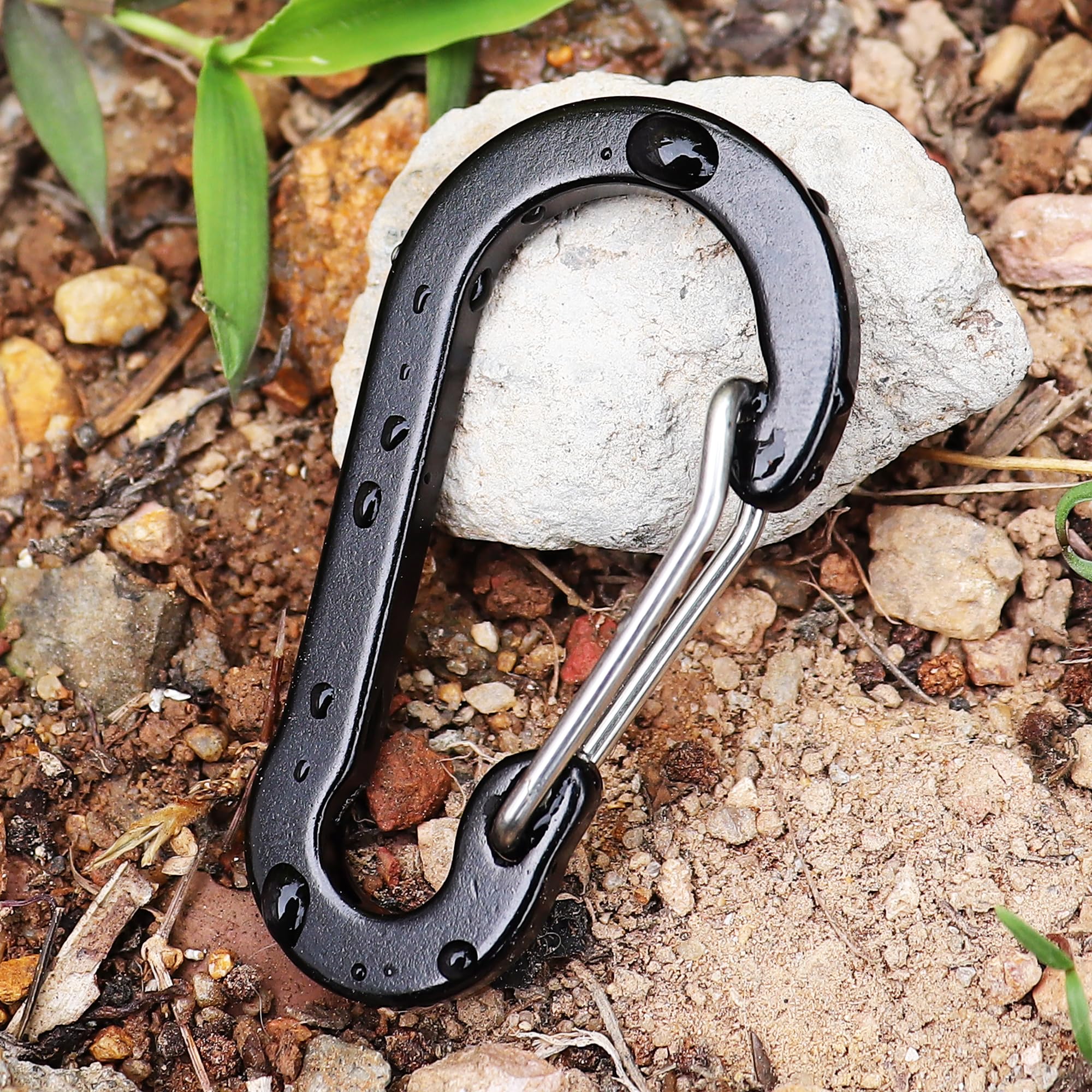 Nanaborn Mini Aluminum Carabiner Lightweight D-Shape Spring Clips For Climbing Fishing, Hiking Outdoor (Black 10Pcs)