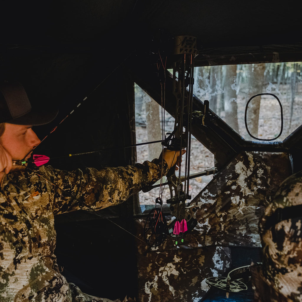 Barronett Blinds Pentagon Heavy-Duty, Portable Hunting Blind, 5-Sided Hub Blind, 600 Denier Fabric, Low Profile Windows, 4-Perso