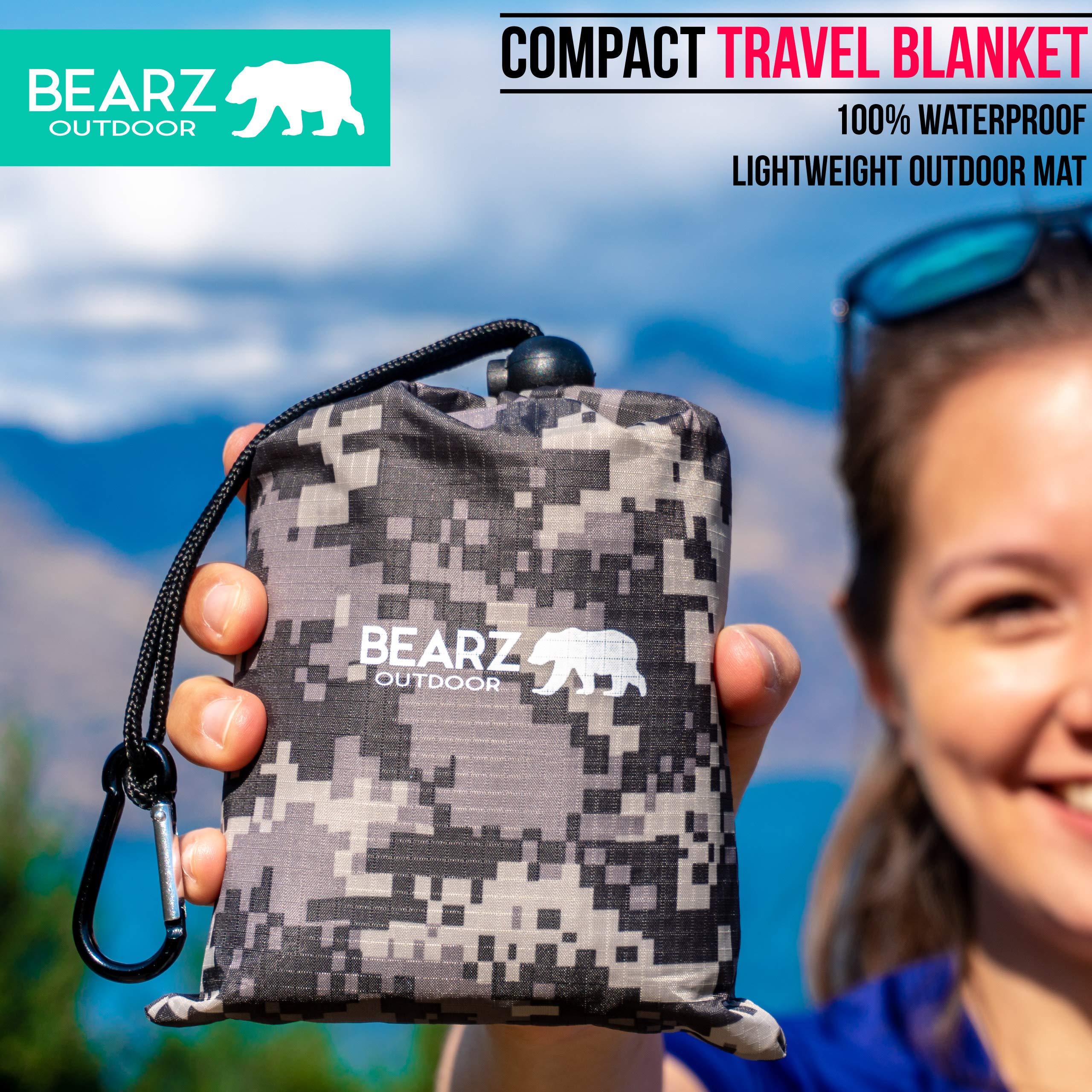 Bearz Outdoor Pocket Blanket - Waterproof Picnic Blanket, Compact Travel Blanket, Picnic Blankets Waterproof Foldable Lightweigh