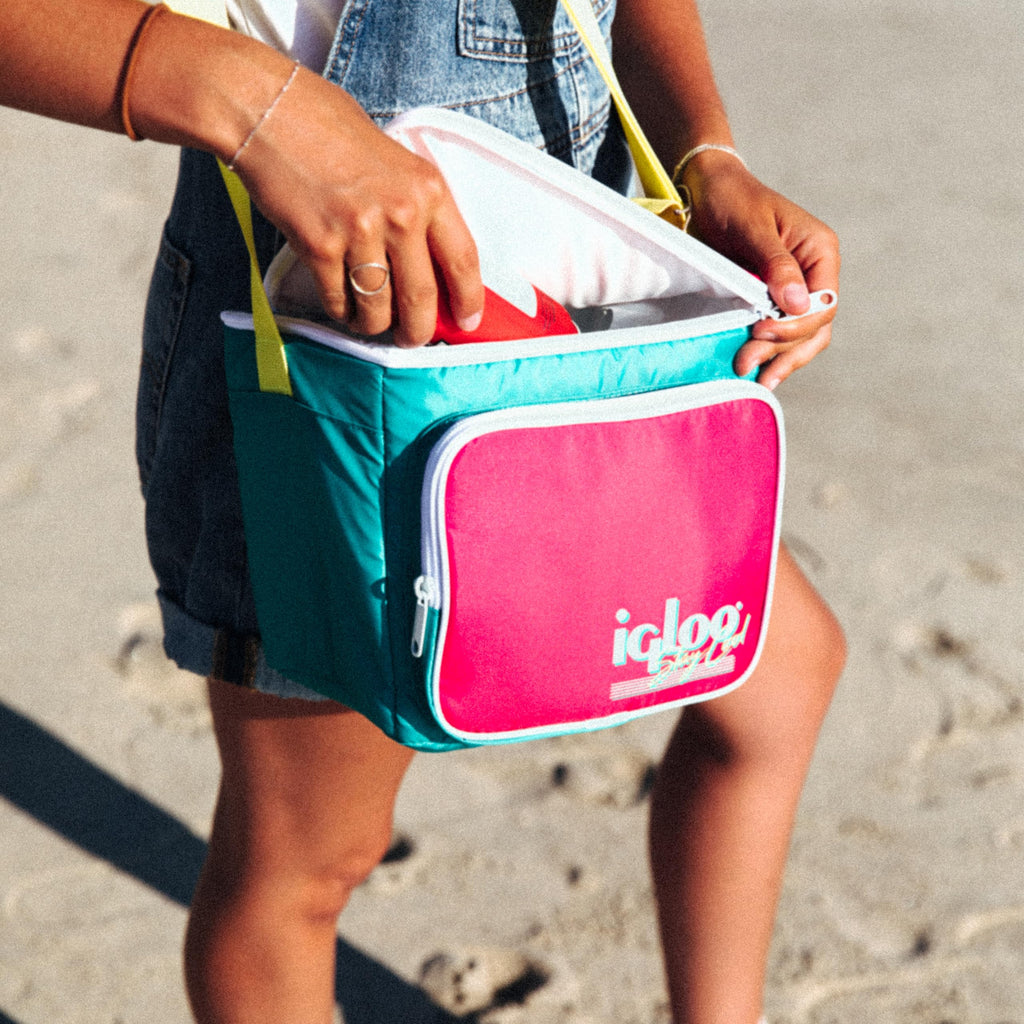 Igloo 90s Retro Collection Square Lunch Box Cooler with Front Pocket and Adjustable Strap,Yellow/Mint