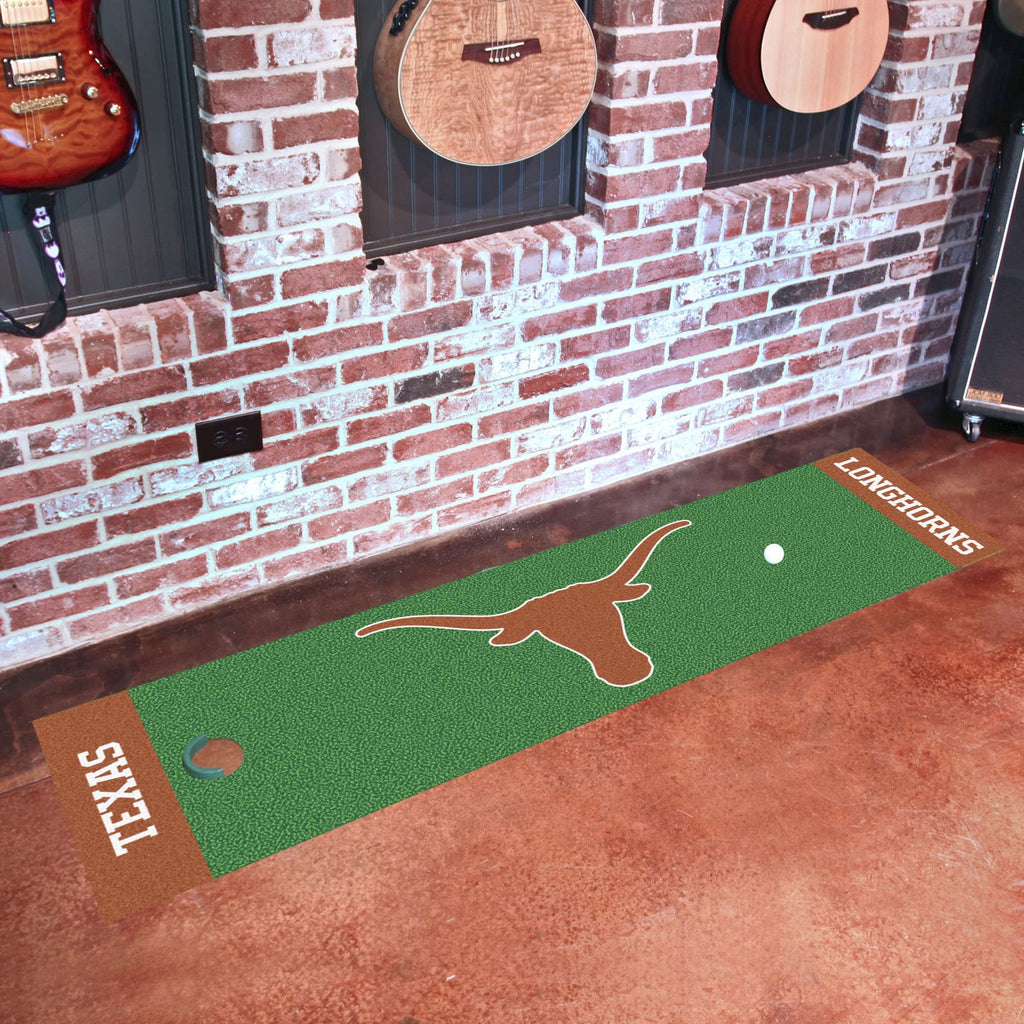Fanmats 9087 Texas Longhorns Putting Green Mat - 1.5Ft. X 6Ft.