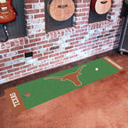 Fanmats 9087 Texas Longhorns Putting Green Mat - 1.5Ft. X 6Ft.