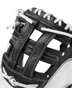Wilson 2024 A700 Fpcm 33'' Fastpitch Catcher'S Mitt - White/Black, Right Hand Throw