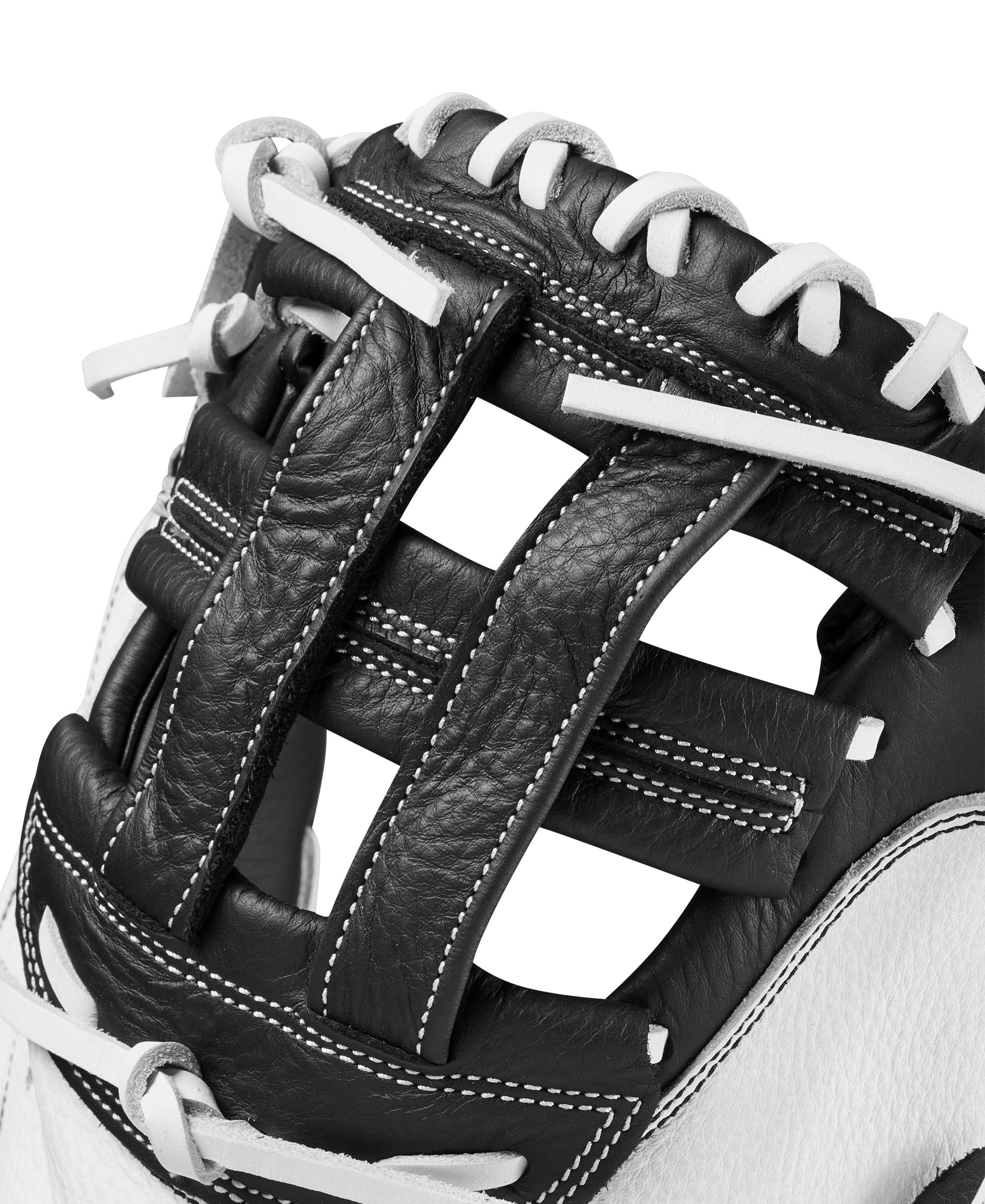 Wilson 2024 A700 Fpcm 33'' Fastpitch Catcher'S Mitt - White/Black, Right Hand Throw