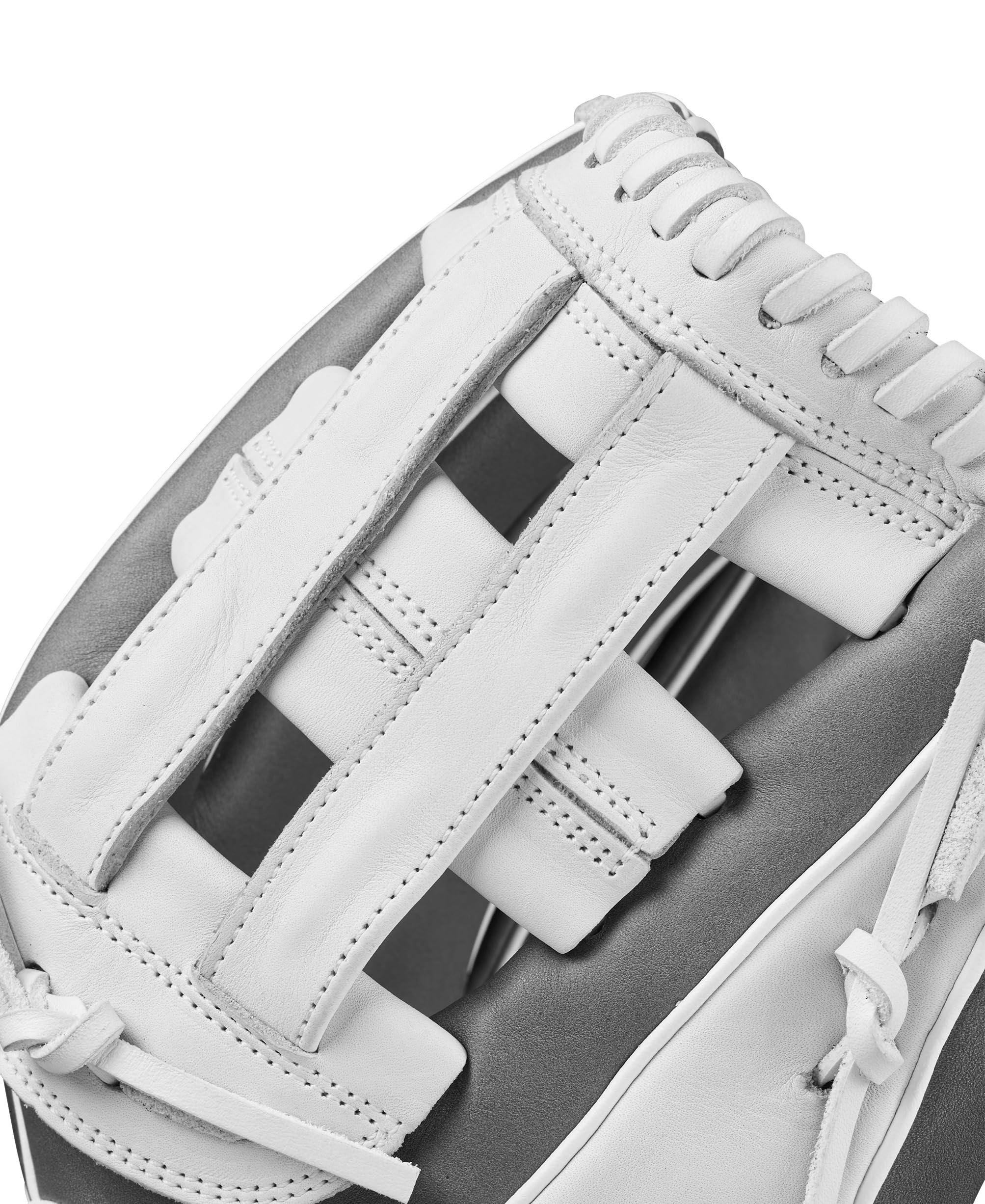 Wilson Fall 2024 A1000 If12 12    Infield Fastpitch Softball Glove - White/Grey, Right Hand Throw