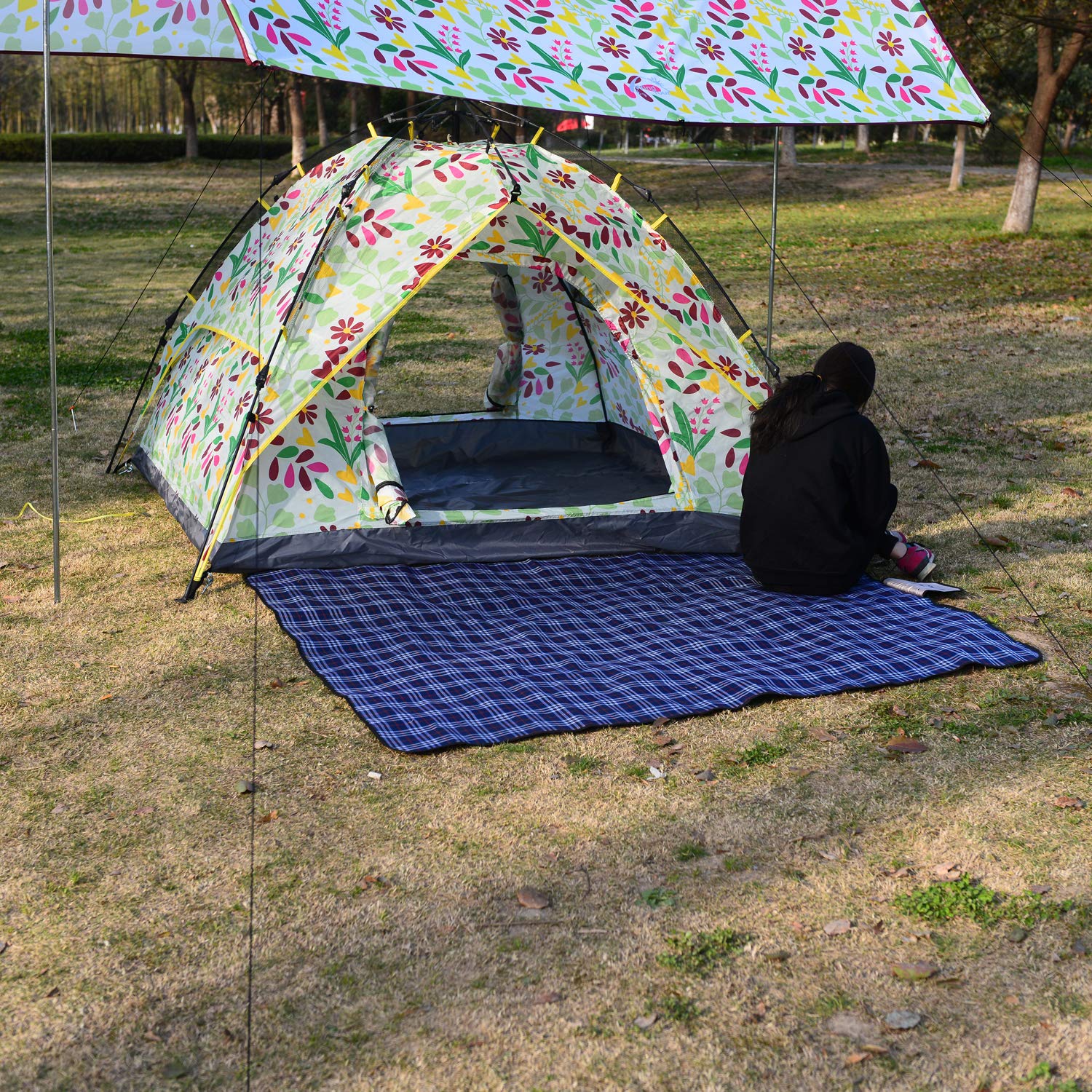 Wind Tour Family Outdoor Waterproof Durable Picnic Blankets With Carry Strap,Foldable 50   70.9 Inch Sandproof Beach Mat For Kid