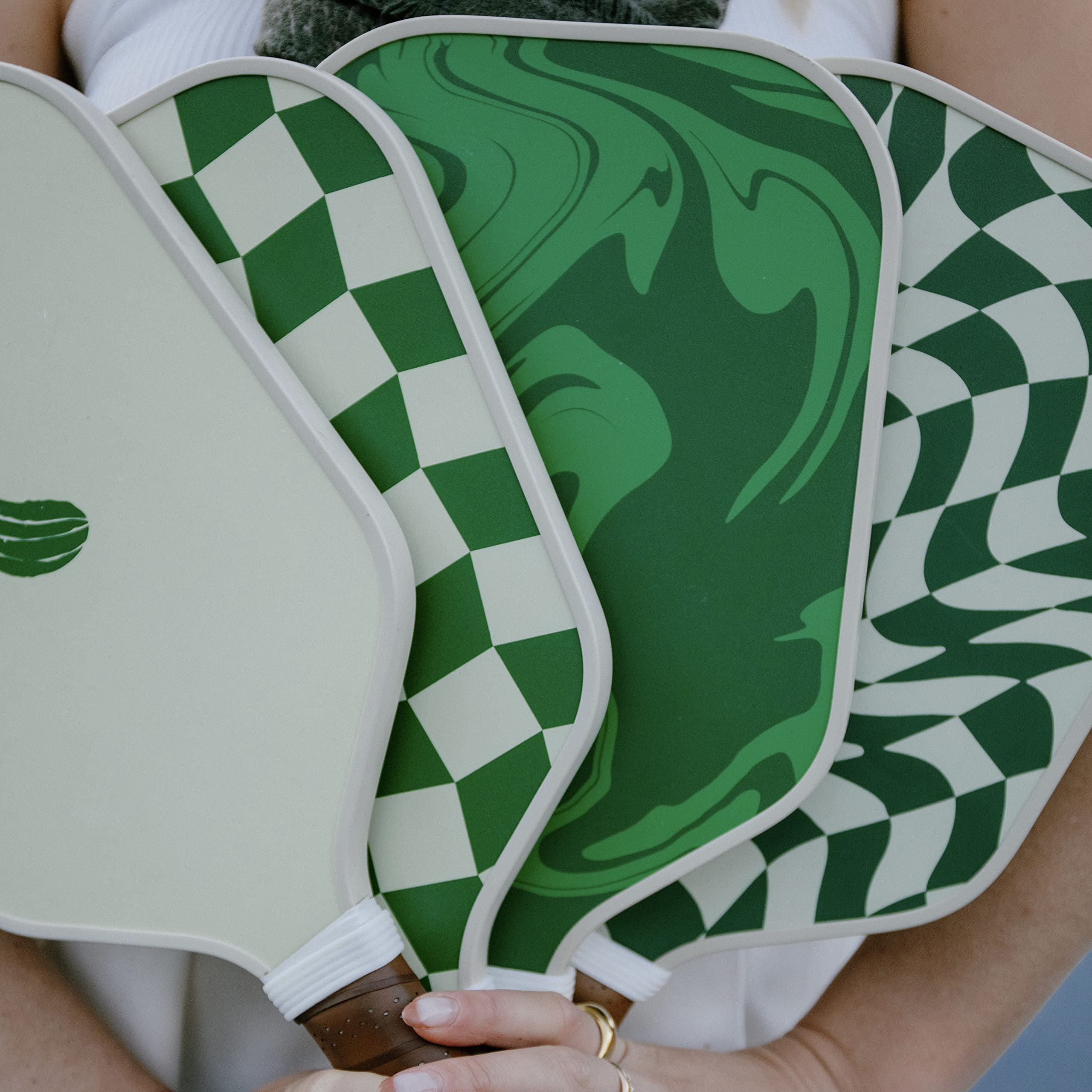 Picklish Pickleball Wavy Checks Paddle | Fiberglass Surface With High Grit And Spin, Extended Handle, 11Mm, Comfort Grip, Luxury