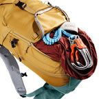 Deuter Trail 24 - Mens Almonddeepsea 24
