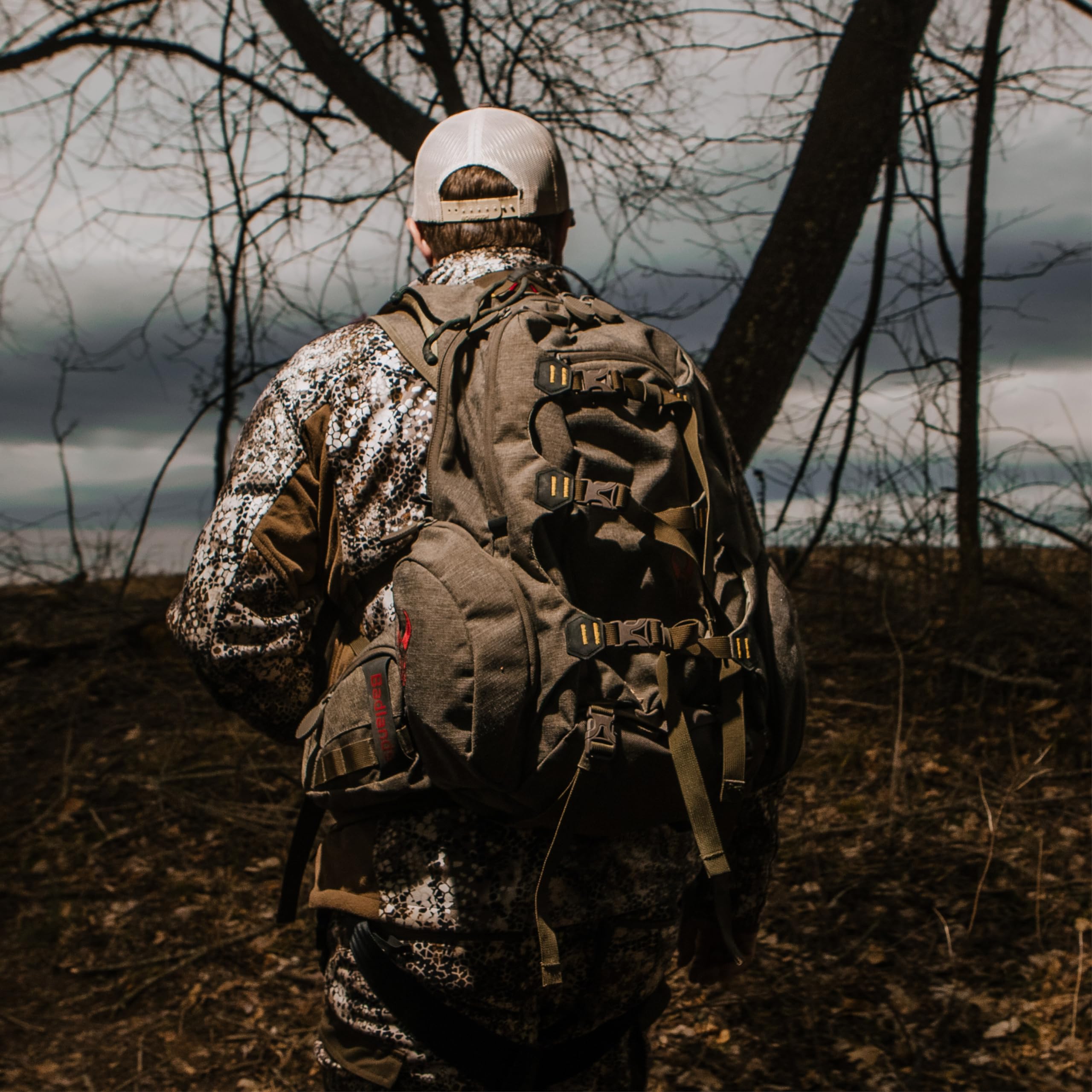 Badlands Superday Hunting Daypack, Mud