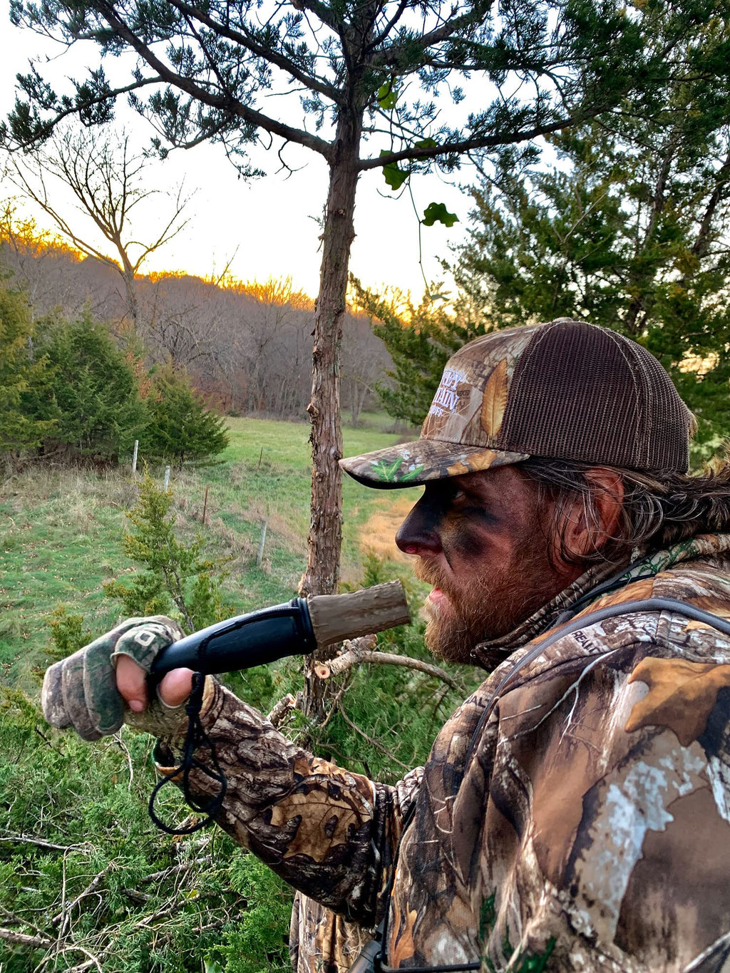 Flextone Outdoor Hunting Versatile Realistic Sounds Volume Control Compact Buck Collector Plus Deer Game Call