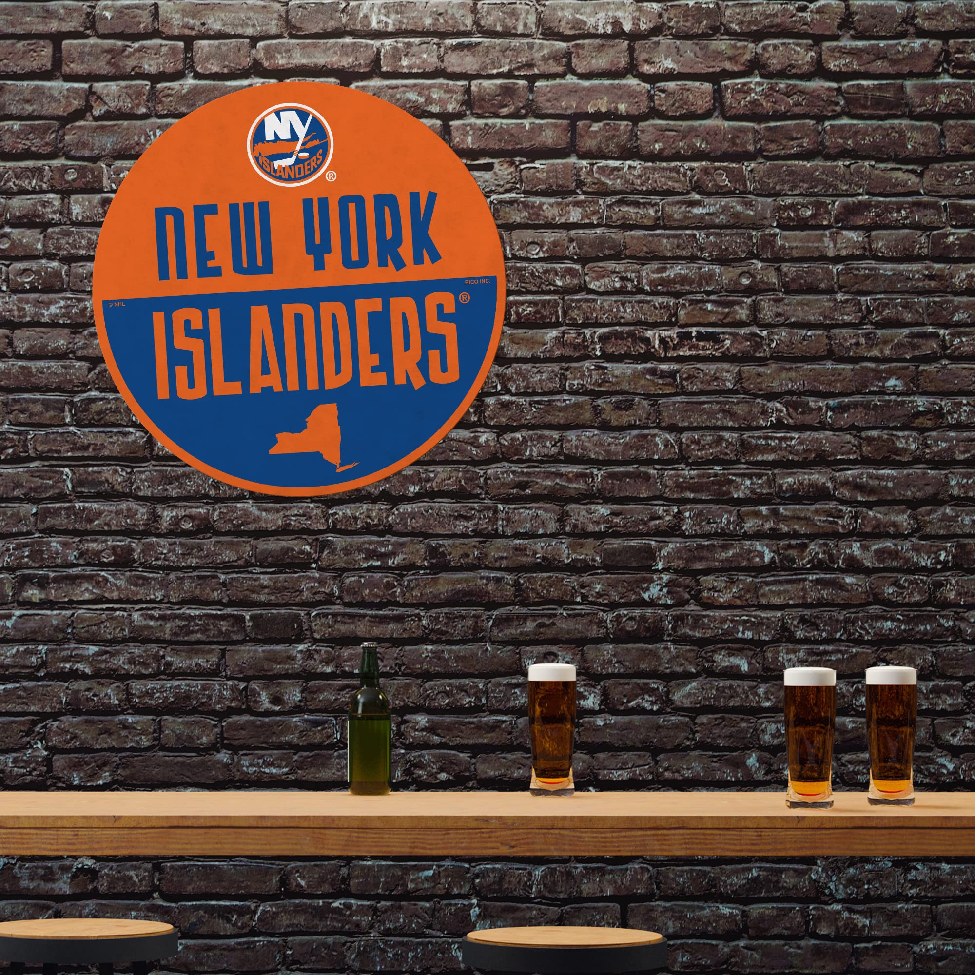 Rico Industries Nhl New York Islanders Classic Shape Cut Pennant - Home And Living Room D  Cor - Soft Felt Ez To Hang