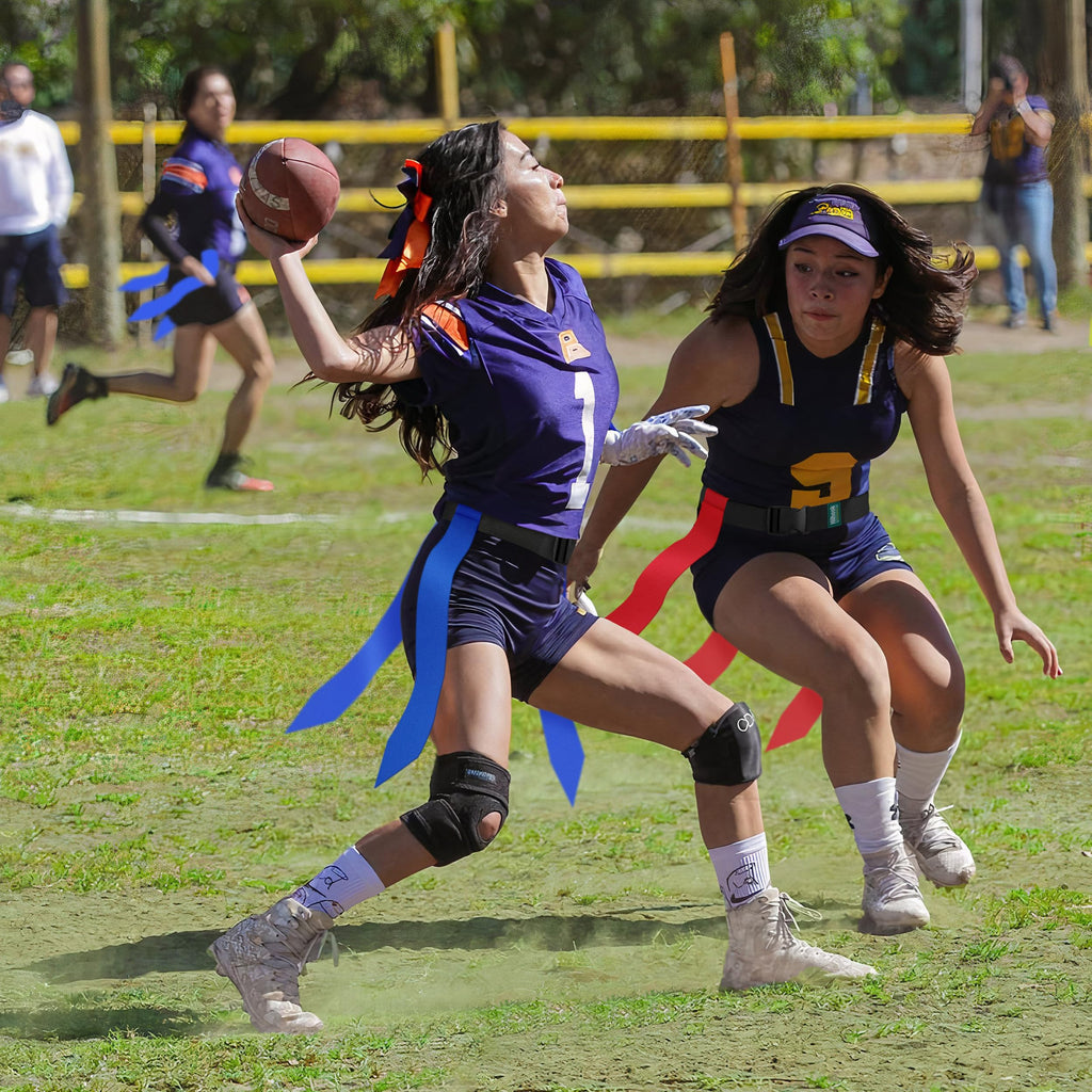 Hilhook Flag Football Belts, 10 Player Adjustable Flag Football Set With 30 Flags For Youth And Adults Training Equipment