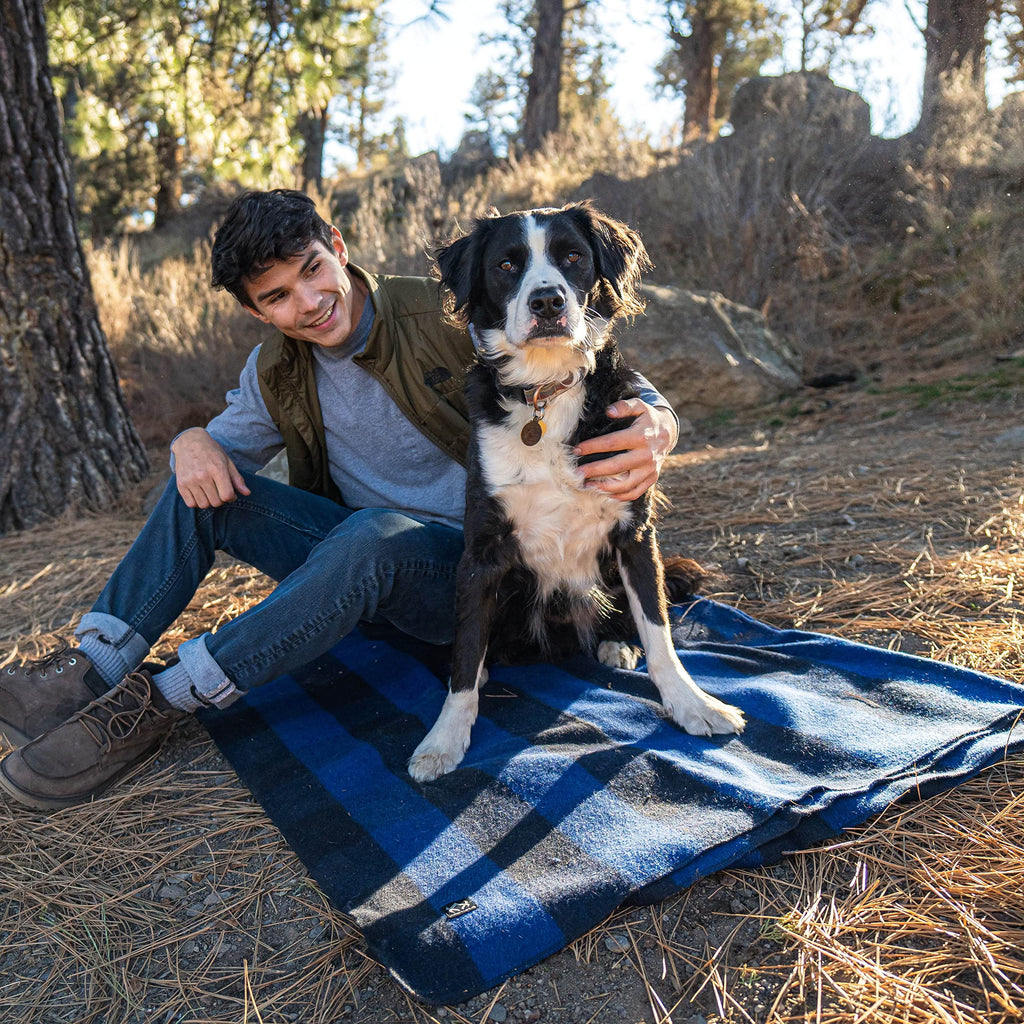 Arcturus Backwoods Wool Blanket - 4.5Lbs, Warm, Heavy, Washable, Large  Great For Camping, Outdoors, Survival & Emergency Kits (