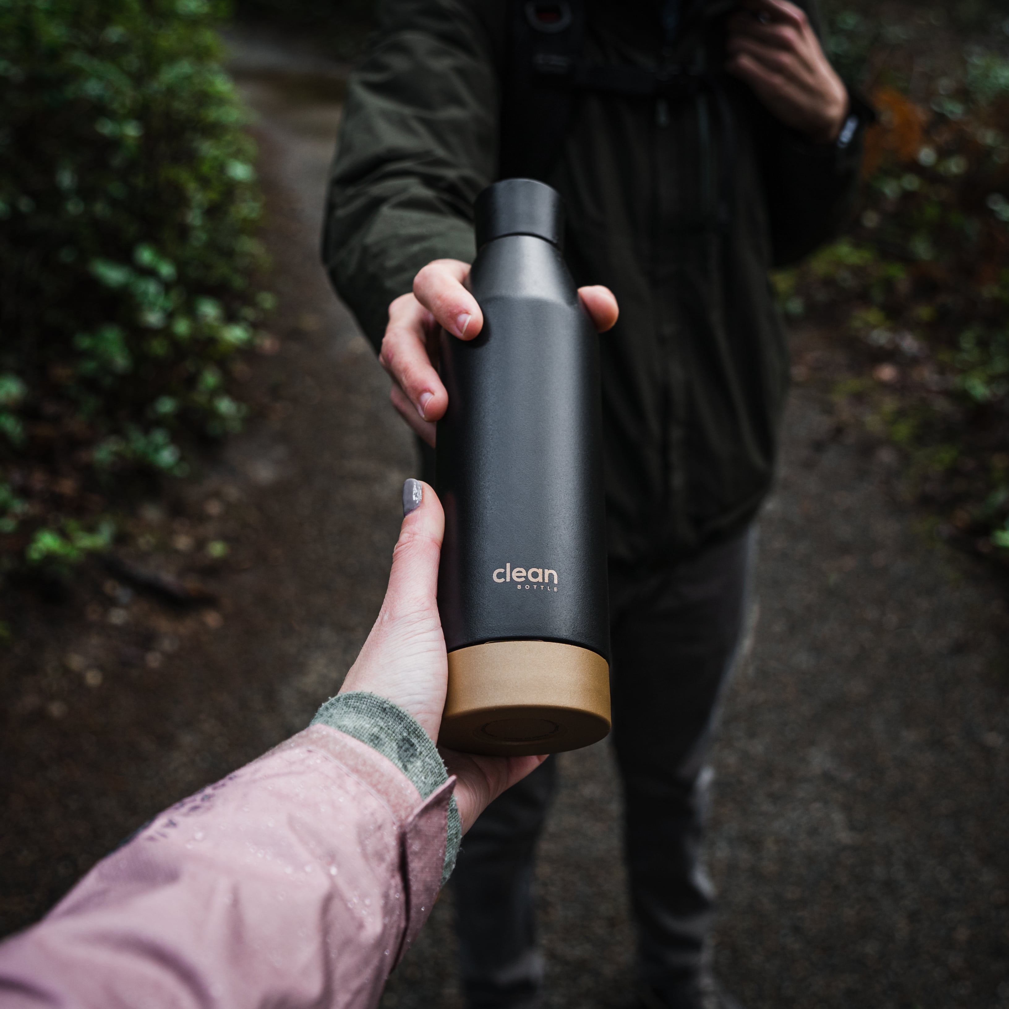 Clean Bottle 17 Oz Insulated Water bottle | Fruit Infuser and Removable Bottom