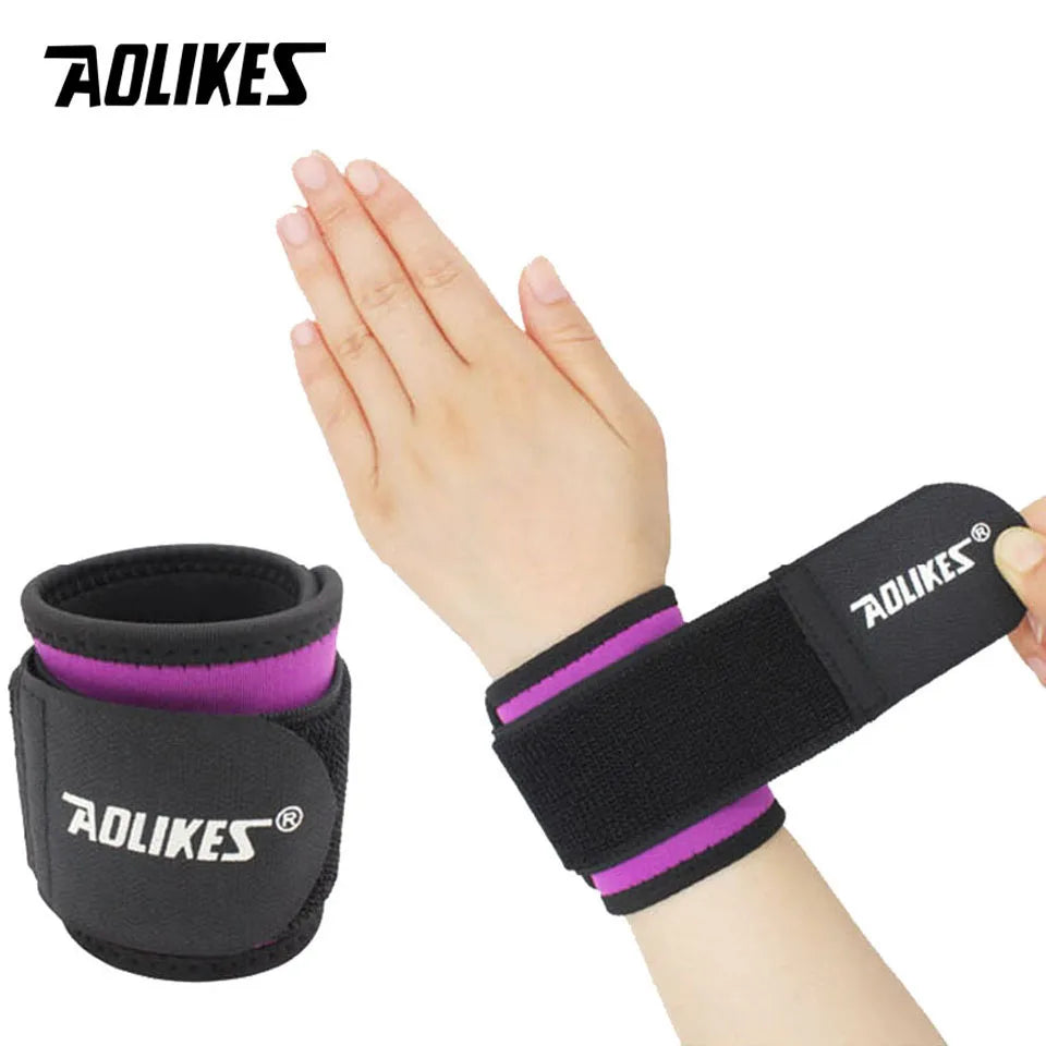 AOLIKES 1PCS Adjustable Wrist Support Brace Brand Wristband Men and Women Gym Wrestle Professional Sports Protection Wrist
