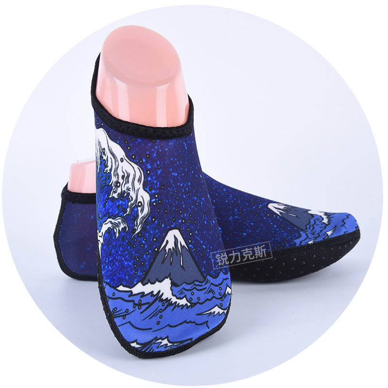 Color cartoon soft bottom beach diving socks spot men's and women's swimming shoes snorkeling diving shoes backwater shoes beach socks