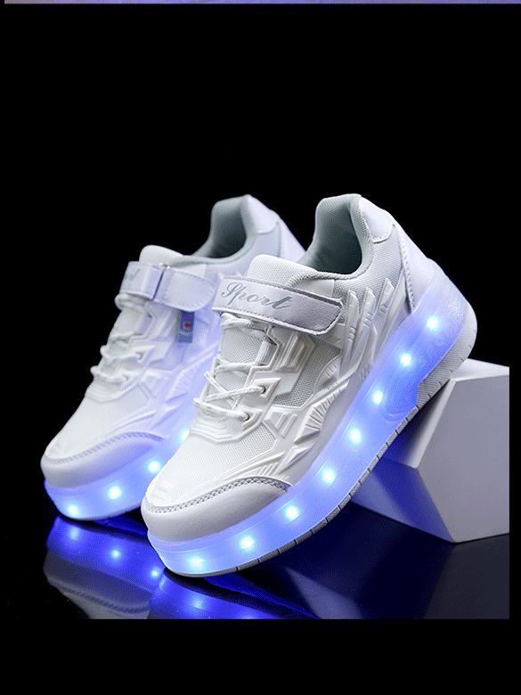 Children's heloo shoes summer two-wheel pulley shoes rechargeable invisible wheels adult skates source factory direct sales