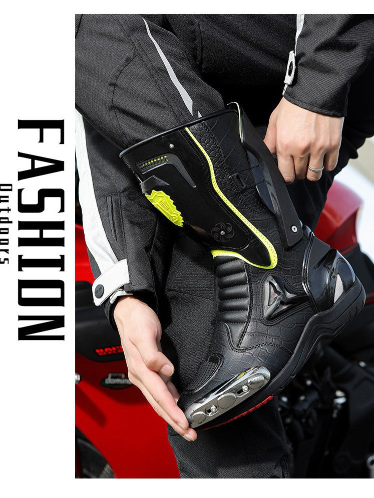 Jiuguo Wolf's New Second-Generation Motorcycle Riding Shoes Are Outdoor Riding Anti-Slip and Anti-Fall Motorcycle Shoes That Provide Complete Protection for All Seasons