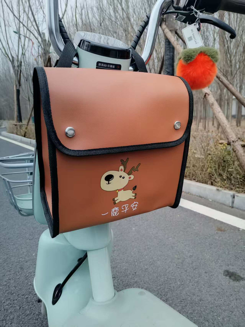 Electric Scooter Hanging Bag for Storing Phone and Charger, Dedicated for Bicycle Riding Phone Charging