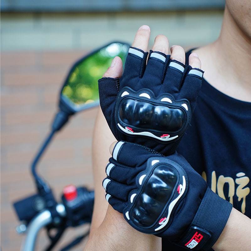Motorcycle Gloves for Summer Season, Men and Women, for Motorcycle Riding, Outdoor Sports, Fleece-Lined, Thickened, Warm, Cold-Proof, Tactical Gloves