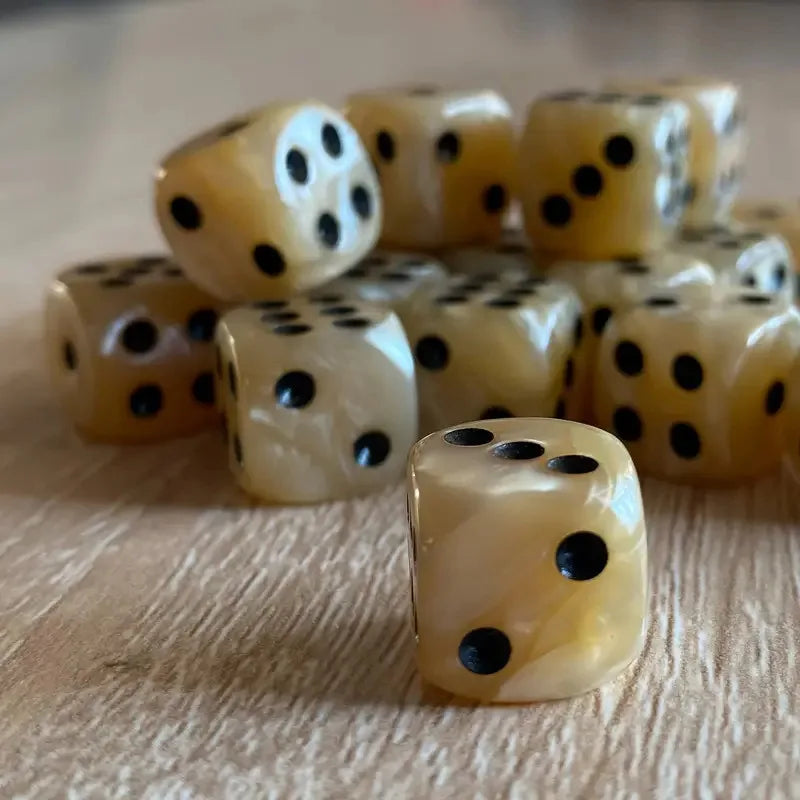 10Pcs/set Cross Border Source of 12mm Dice, Rounded Corners, Pearl Pattern, Shell Color Board Game Accessories