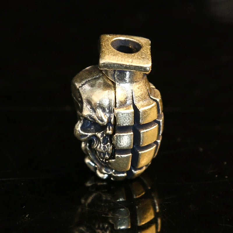 Dual Color Skull Grenade Brass Knife Beads EDC DIY Paracord Woven Bracelets Lanyard Pendants Accessories Outdoor Tool Hangings